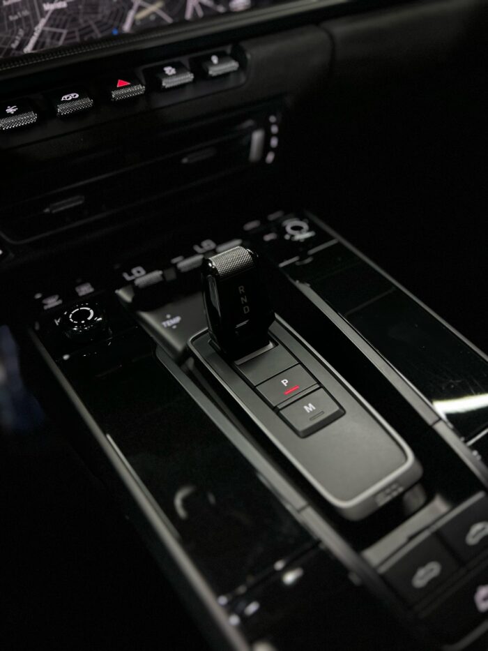 PORSCHE 911 CABRIO GTS 2023 - Image 15