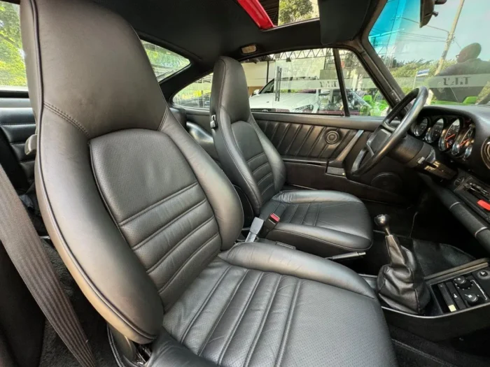 PORSCHE 930 TURBO - 1987 - Imagem 9