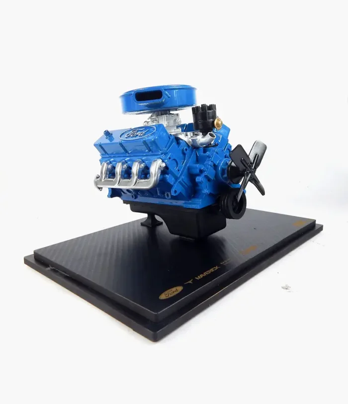 Miniatura Motor Maverick V8 1:5 Com Expositor Acrílico - Imagem 5