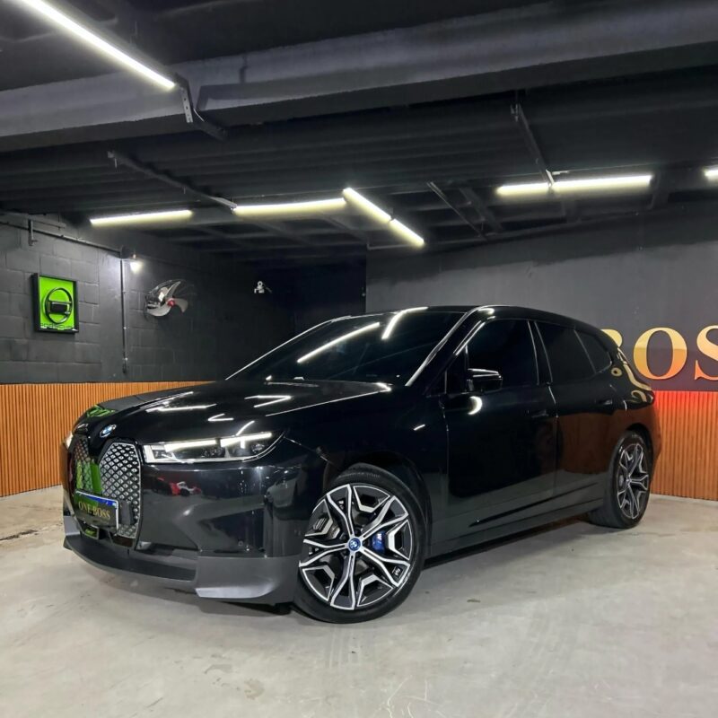 BMW IX40 2022