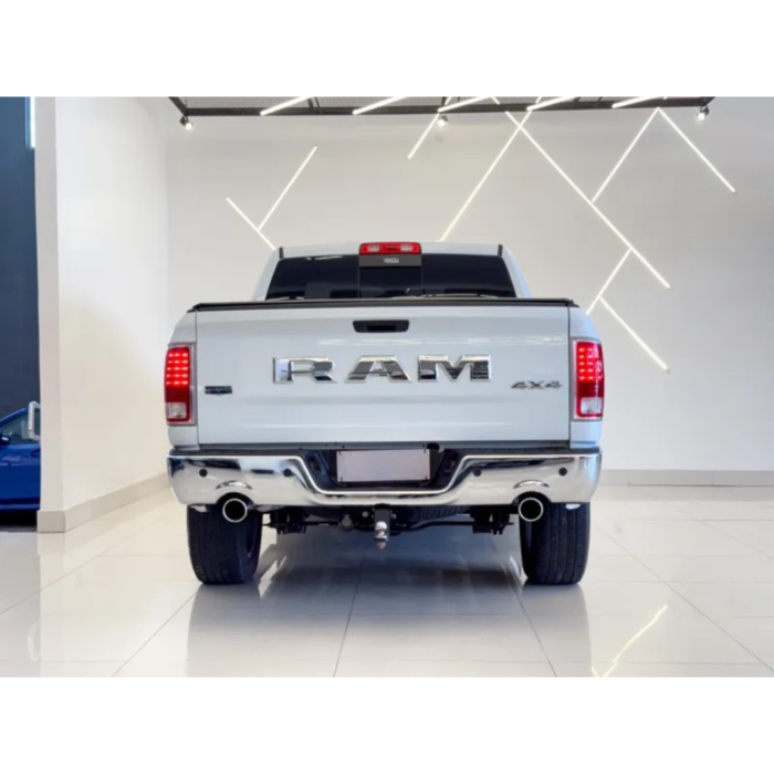 RAM CLASSIC 5.7 V8 GASOLINA LARAMIE 2023 - Imagem 18