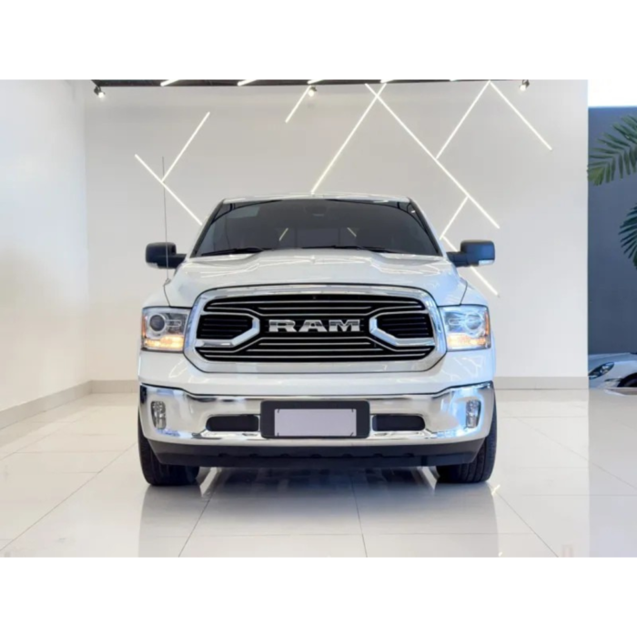 RAM CLASSIC 5.7 V8 GASOLINA LARAMIE 2023 - Imagem 3