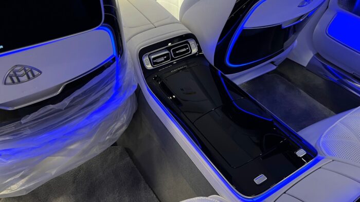 MERCEDES-BENZ S680 MAYBACH 2024 - Image 23