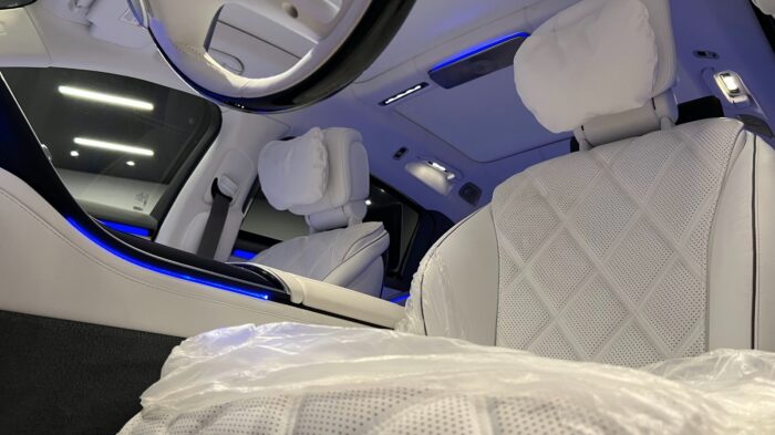 MERCEDES-BENZ S680 MAYBACH 2024 - Image 18